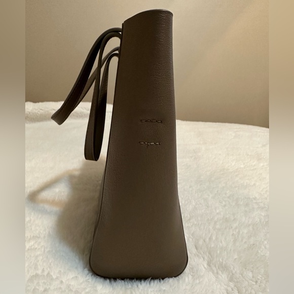 Authentic Balenciaga Everyday XXS Tote | Neutral color - Picture 3 of 12